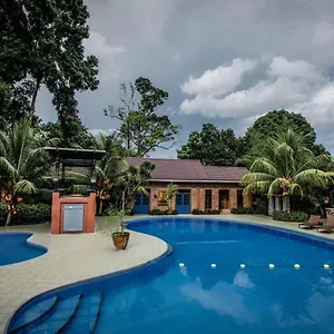 **** Hotel Malagos Garden Philippines