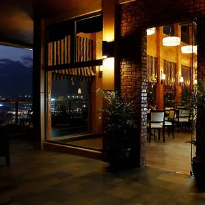 **** Hotel Park Tower Philippines